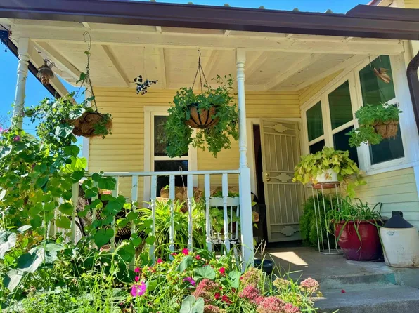 1110 Iron Ave SW, Albuquerque, NM 87102