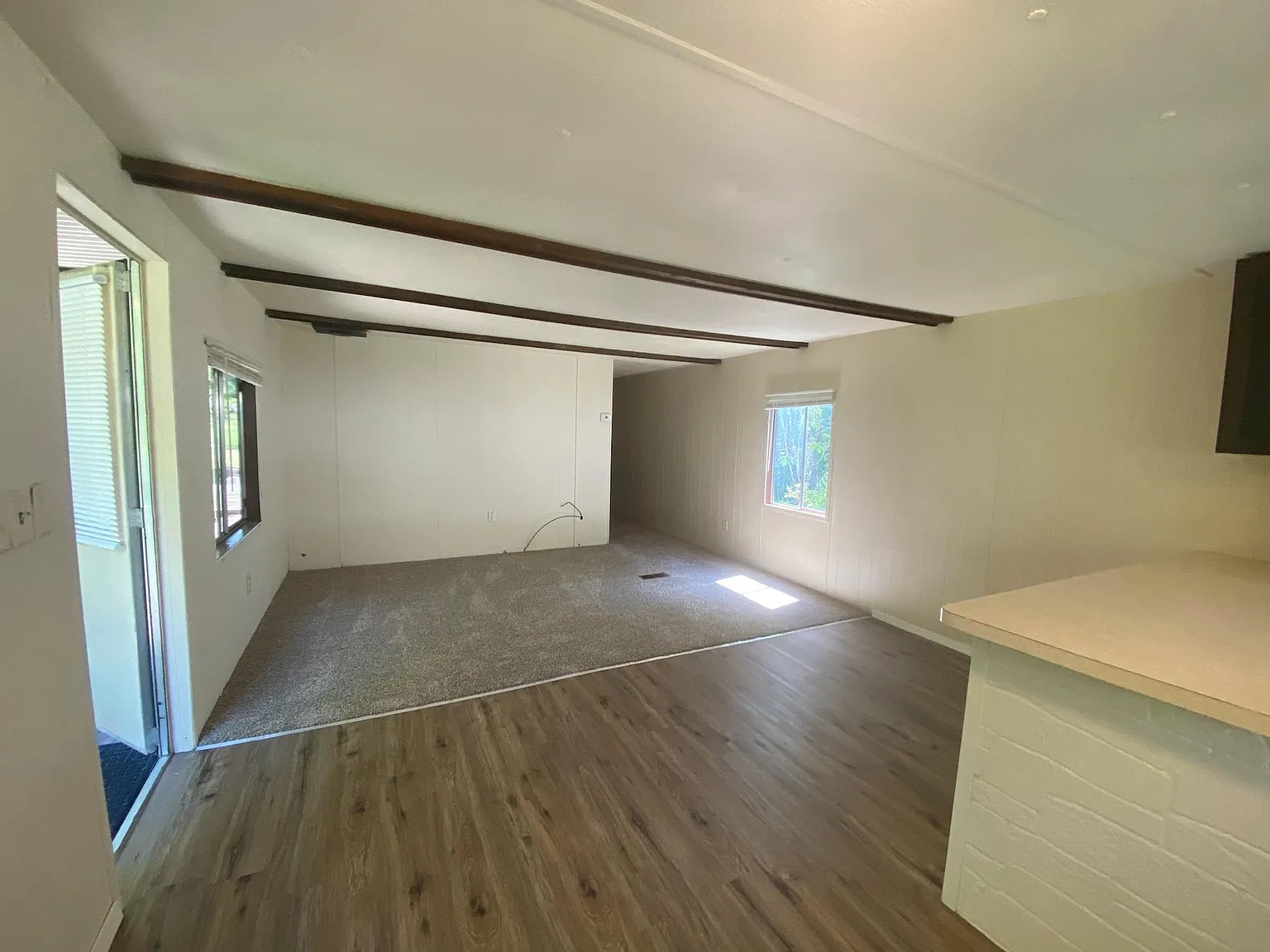 2 bed, 800 sqft, $1,400 — Photo 3