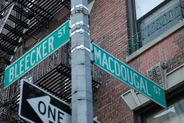 Rented by Buchbinder & Warren | media 25