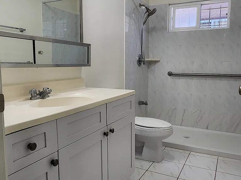 519 Hiram Ln #A — Photo 13