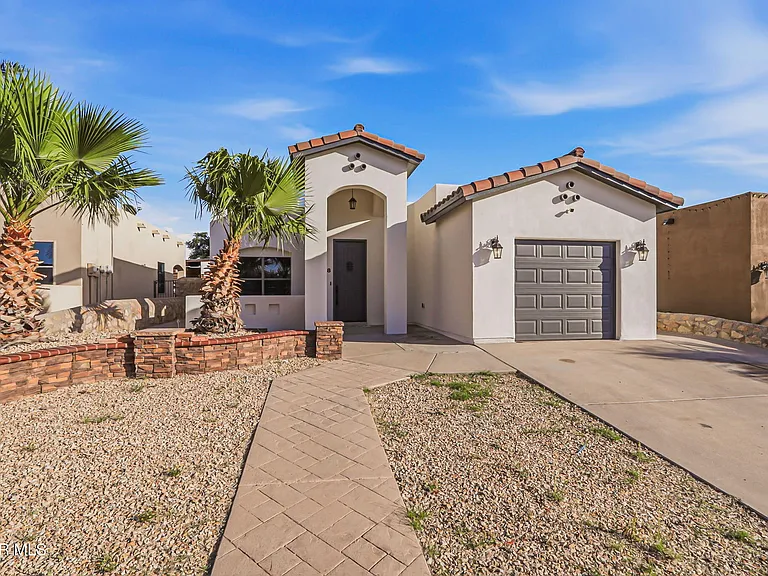 14208 Poets Rock Ln — Photo 2