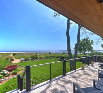 49 Smiths Point Road, Milford, CT, 06460
