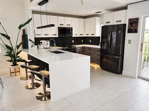 4420 Botanical Place CIR #307, NAPLES, FL 34112