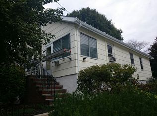 19 Acacia Rd, West Roxbury, MA 02132