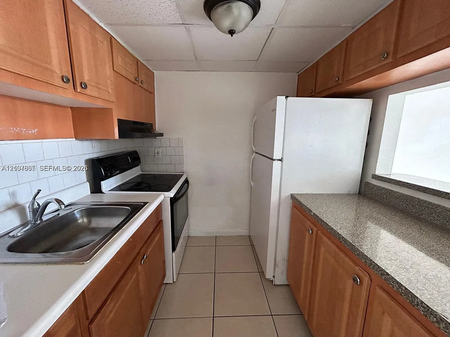 Dixie Terrace Condo — Photo 3