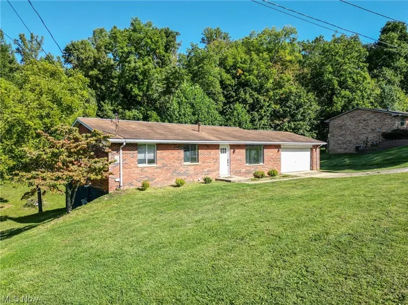 113 Skyvue Cir, Marietta, OH 45750
