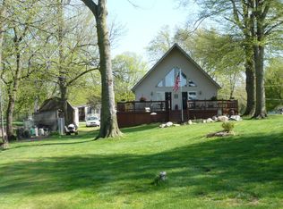 820 Williams Dr, Quincy, MI 49082