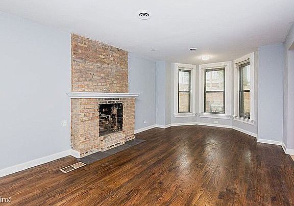 4th image of 2015 N Bissell St #1ground