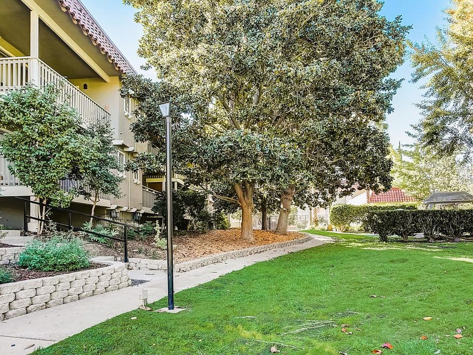 1st image of 2763 Mauricia Ave #B