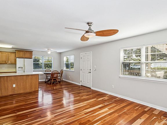3rd image of 1100 Shoreline Dr APT 107