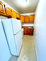 Rented by Safdie Realty Group