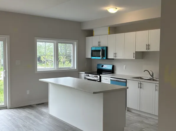 677 Park Rd N, Brantford, ON