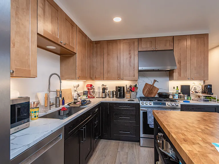 1740 G St #1740 — Photo 7
