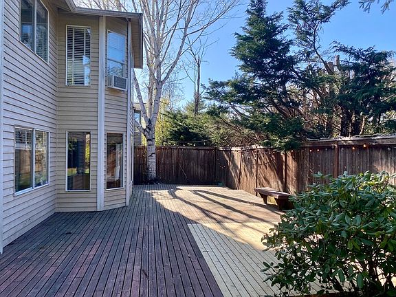 3rd image of 12724 NE 94th Ct
