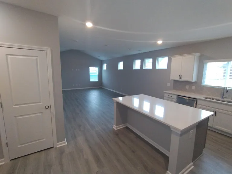 5806 Bear Trl — Photo 8