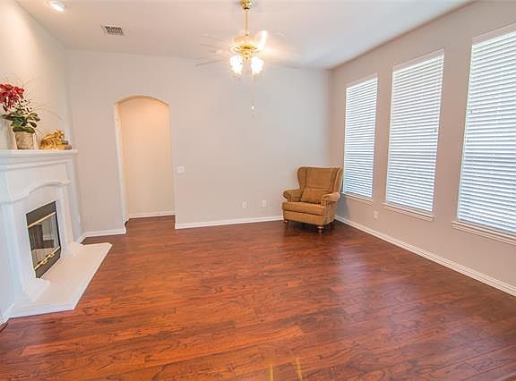 5th image of 948 Winged Foot Dr