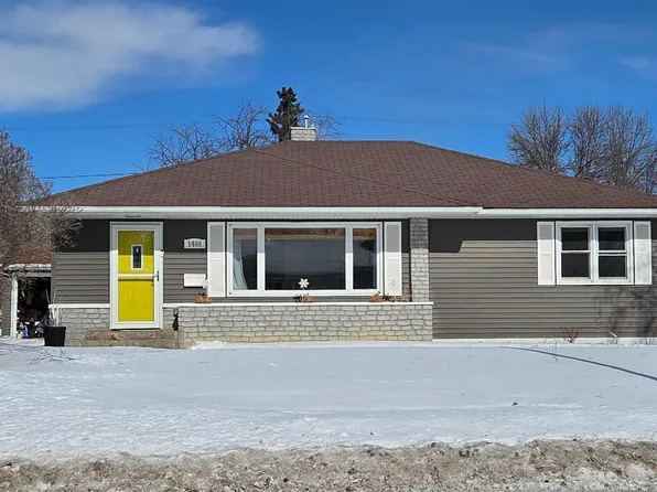 1406 11th St, International Falls, MN 56649