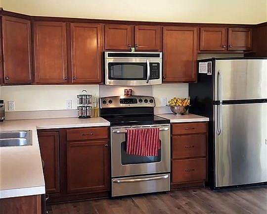 2nd image of 802 Lake Tahoe Dr