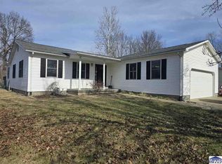 820 E Sunset Pike Dr, Terre Haute, IN 47802