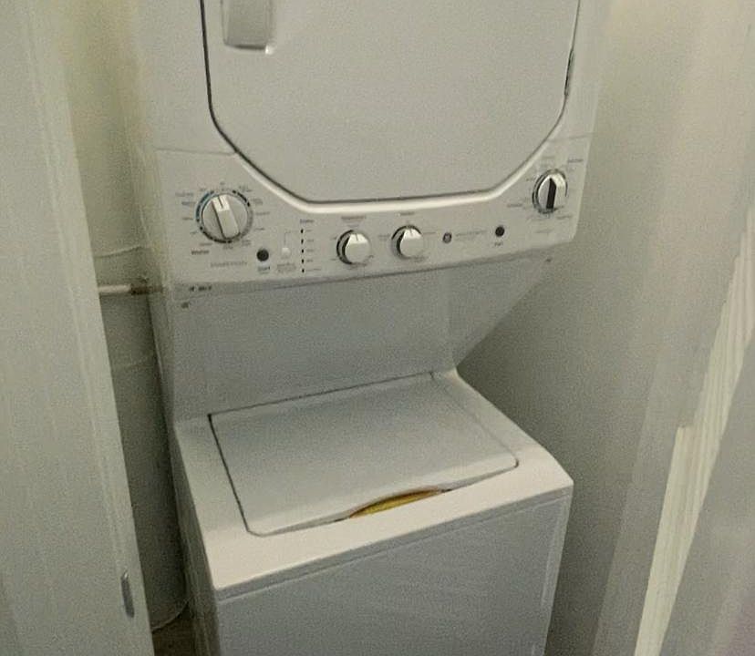 1st image of 101 W Superior St APT 901