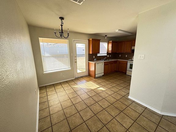 5th image of 5210 Donegal Bay Ct