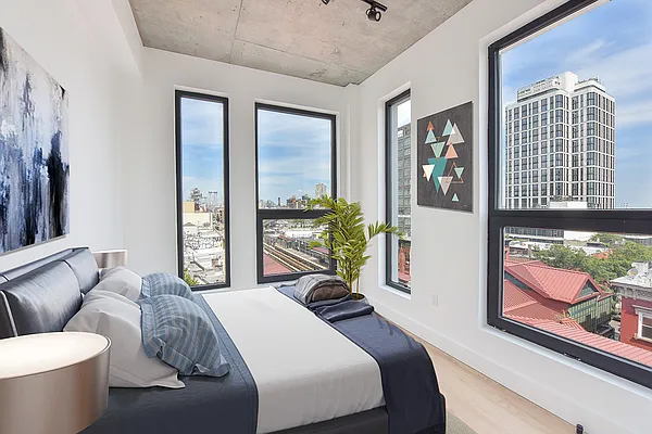 Rented by Compass | media 22