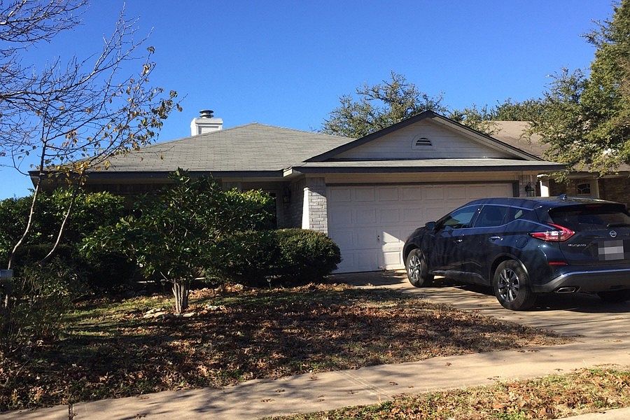 1st image of 2417 Claudia Dr