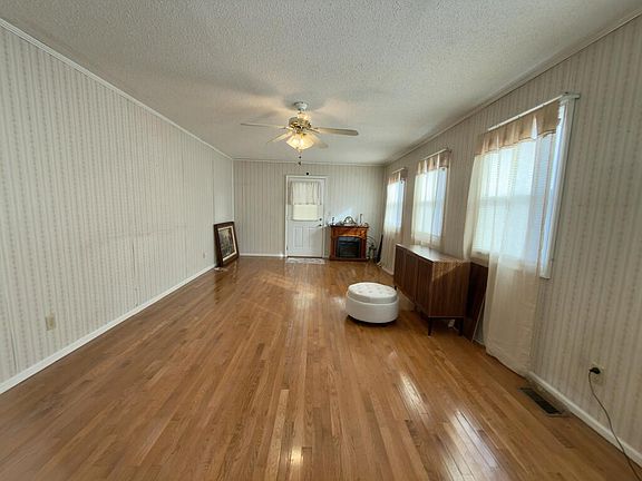 5th image of 51 N River St #51