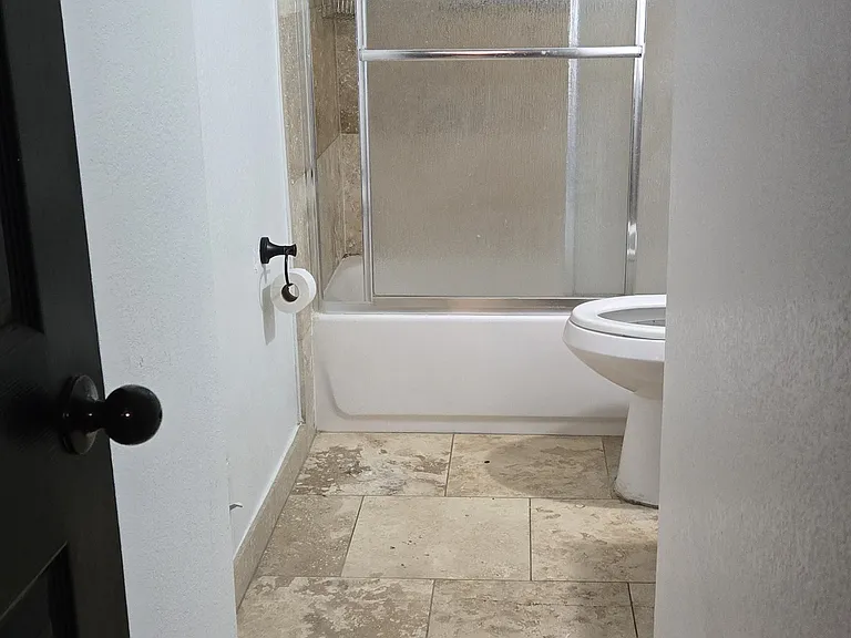 2655 Worchester St — Photo 13