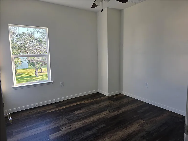 6303 White Oak Dr — Photo 14
