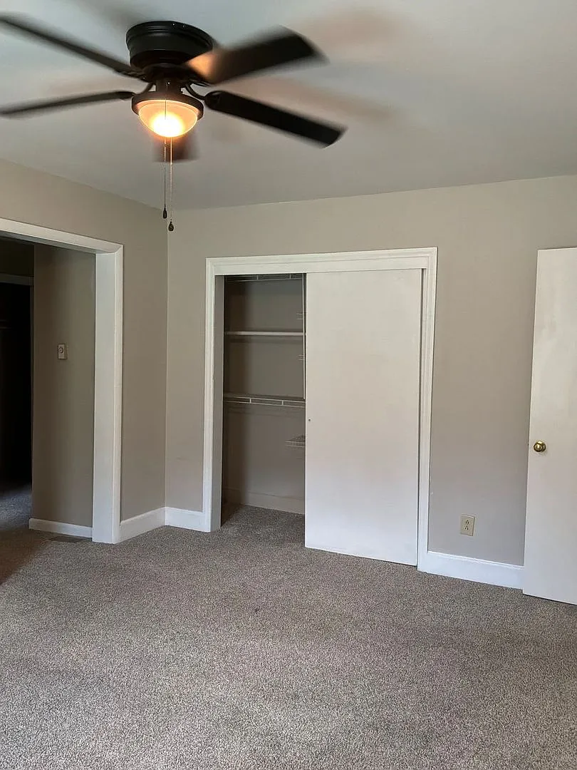 Coming Soon !! Three bedroom, home located in Shelby. — Photo 4