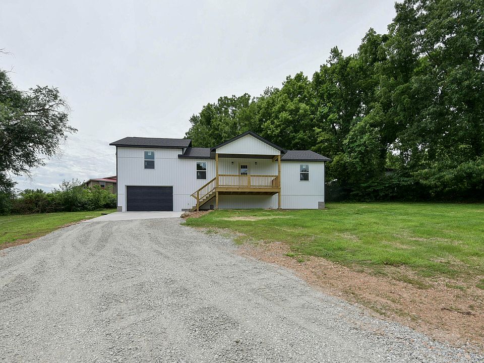 1st image of 606 Old Exeter Road