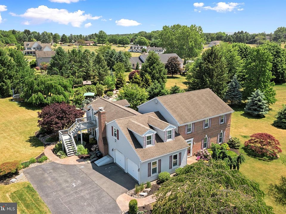 2127 Hayfield Ct, Fogelsville, PA 18051 Zillow
