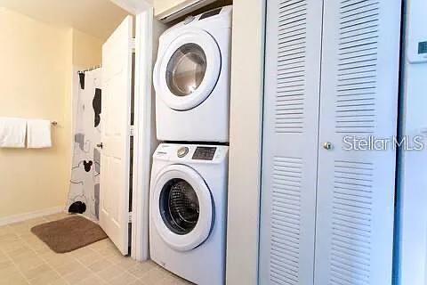 4011 Venetian Bay Dr #106 — Photo 4