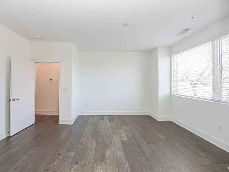 1145 Kirkwood Ave SE #14 — Photo 23