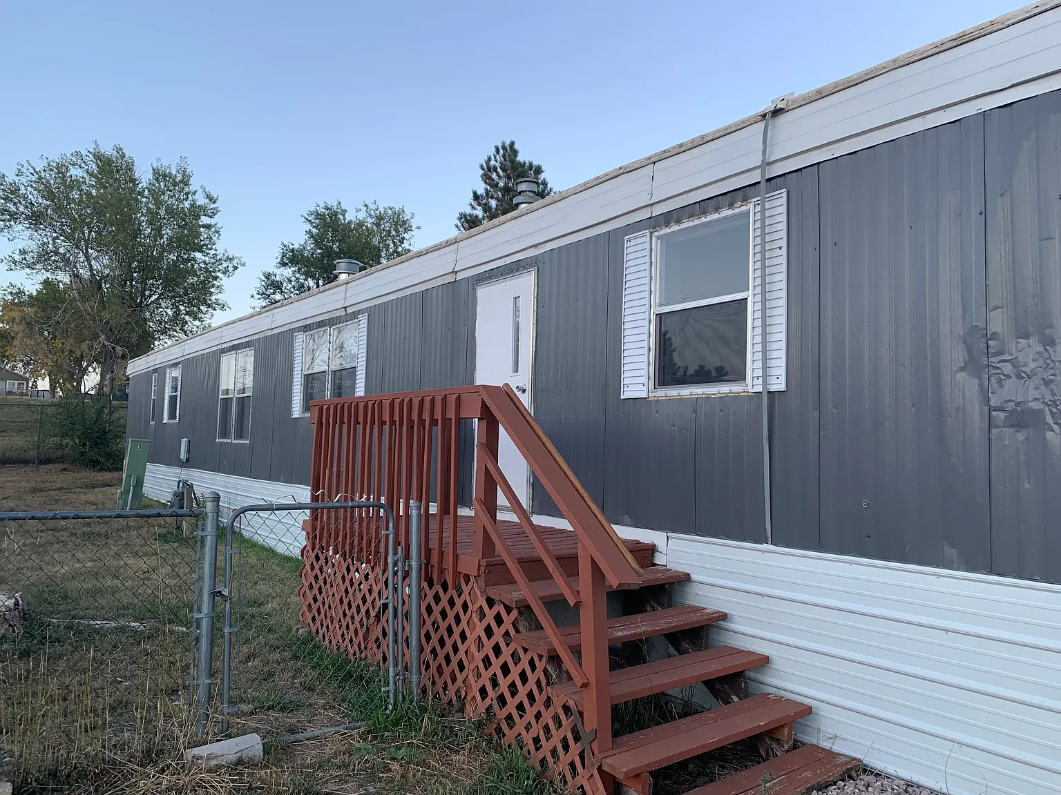 3 bed, 980 sqft, $1,400 — Photo 2