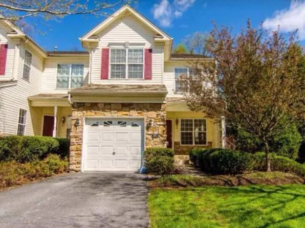 135 Birchwood Dr, West Chester, PA 19380