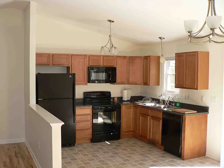 753 Grimes Golden Rd — Photo 11