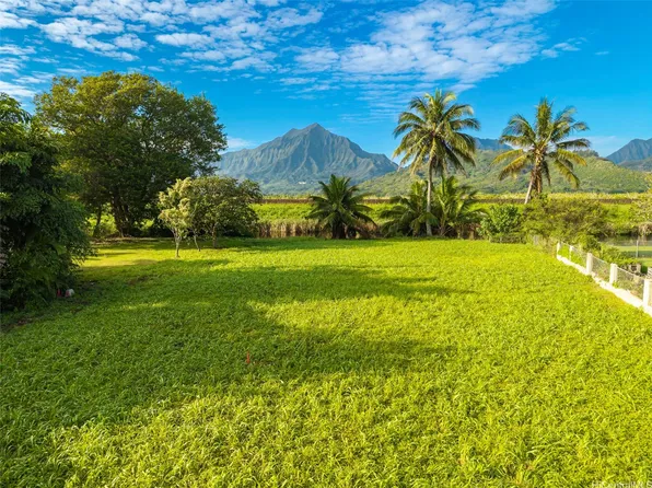 221 Kihapai St #1, Kailua, HI 96734