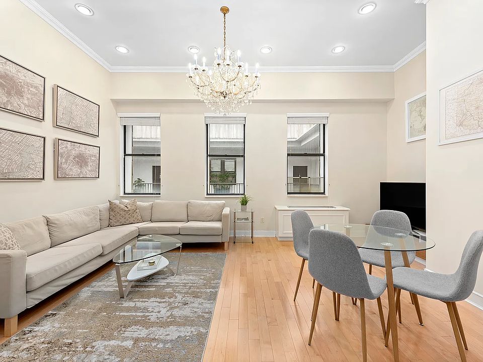 1st image of 3 Hanover Sq #E