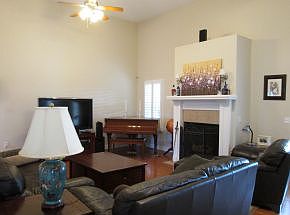 1st image of 1127 Glen Abbey Way