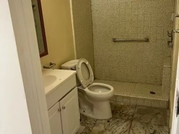 14805 Chase St Unit 107, Panorama City, CA 91402