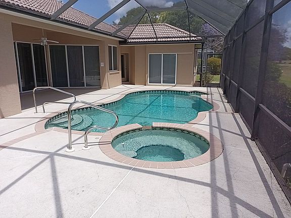 3rd image of 1358 Solitary Palm Ct
