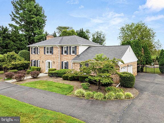 2nd image of 4019 Latham Dr