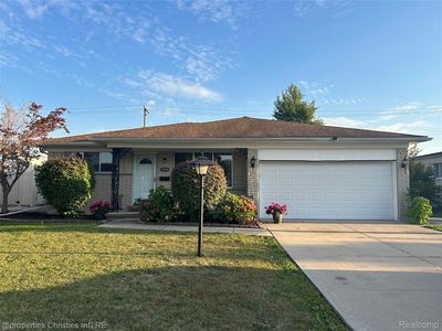 12376 Canterbury Dr, Sterling Heights, MI, 48312