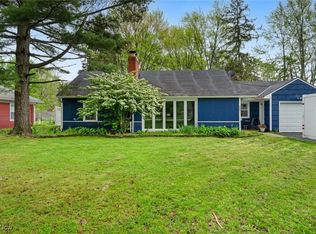 8651 Lindbergh Blvd, Olmsted Falls, OH 44138