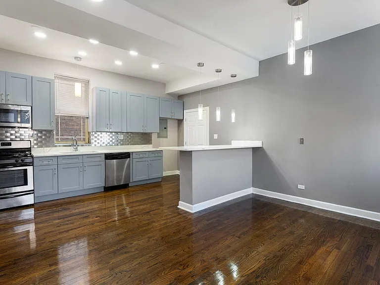6540 S Maryland Ave #2 — Photo 3