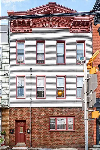 123 Franklin St #2 Photo 1