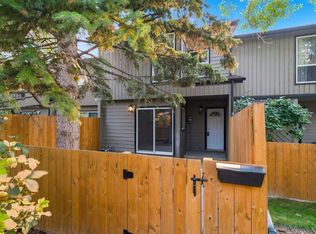 420 W Grier Ave NE #34, Calgary, AB T2K 5X6