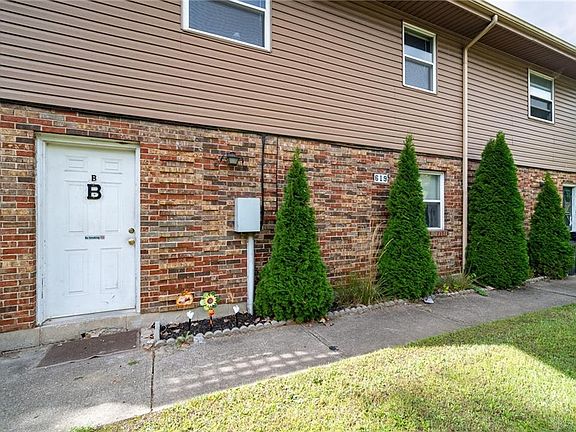 3rd image of 619 S Linden Ave